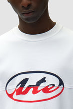 Laden Sie das Bild in den Galerie-Viewer, Arte Antwerp -Circle Logo Cut T-shirt - White T-Shirts Arte Antwerp