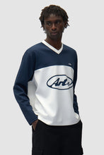Laden Sie das Bild in den Galerie-Viewer, Arte Antwerp - Circle Logo Longsleeve - White/Navy Longsleeves Arte Antwerp