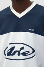 Laden Sie das Bild in den Galerie-Viewer, Arte Antwerp - Circle Logo Longsleeve - White/Navy Longsleeves Arte Antwerp