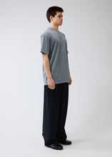 Laden Sie das Bild in den Galerie-Viewer, New Amsterdam - Logo Tee - Grey T-Shirts New Amsterdam