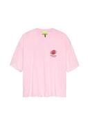 Laden Sie das Bild in den Galerie-Viewer, New Amsterdam - CORPORATE LOGO TEE PINK LADY T-Shirts New Amsterdam