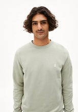 Laden Sie das Bild in den Galerie-Viewer, Armedangels - Baaro Comfort Sweatshirt - Seagreen Pullover Armedangels