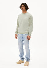 Laden Sie das Bild in den Galerie-Viewer, Armedangels - Baaro Comfort Sweatshirt - Seagreen Pullover Armedangels