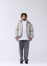 Laden Sie das Bild in den Galerie-Viewer, New Amsterdam - Reversible Safety Jacket - Silver Rand Jacken New Amsterdam