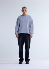 Laden Sie das Bild in den Galerie-Viewer, New Amsterdam - PLATE SWEAT WASHED GREY Sweatshirts New Amsterdam