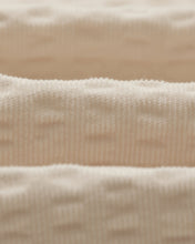 Laden Sie das Bild in den Galerie-Viewer, Wax London - Shelly Seersucker Corduroy Hemd - Stone Hemden Wax London