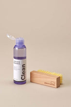 Laden Sie das Bild in den Galerie-Viewer, Jason Markk - Essential Kit 4oz. Geschenkartikel Jason Markk