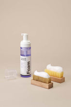 Laden Sie das Bild in den Galerie-Viewer, Jason Markk - RTU Foam 7oz. Geschenkartikel Jason Markk