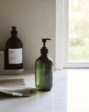 Laden Sie das Bild in den Galerie-Viewer, Meraki - Handseife - Anti-Odour - 490ml Geschenkartikel Meraki
