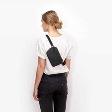Laden Sie das Bild in den Galerie-Viewer, Ucon Acrobatics - Jona Lotus Bag - Black Taschen & Rucksäcke Ucon Acrobatics