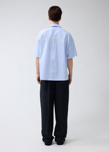 Laden Sie das Bild in den Galerie-Viewer, New Amsterdam - Wijk Shirt - White/Blue Stripes Hemden New Amsterdam
