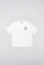 Laden Sie das Bild in den Galerie-Viewer, Goodies Sportive - Carp T-Shirt - White T-Shirts Goodies Sportive
