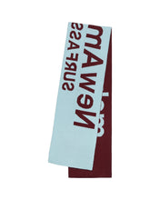 Laden Sie das Bild in den Galerie-Viewer, New Amsterdam - NAME SCARF - BURGUNDY, PASTEL BLUE
