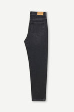 Laden Sie das Bild in den Galerie-Viewer, Samsøe Samsøe - Cosmo Jeans 14605 - Black Blizzard Hosen Samsøe Samsøe
