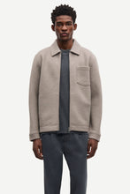 Laden Sie das Bild in den Galerie-Viewer, Samsøe Samsøe - Hannes Full Zip - Elephant Skin Pullover Samsøe Samsøe
