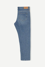 Laden Sie das Bild in den Galerie-Viewer, Samsøe Samsøe - Cosmo Jeans 15060 - Blue Moon Hosen Samsøe Samsøe
