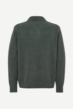 Laden Sie das Bild in den Galerie-Viewer, Samsøe Samsøe - Sanino Polo - Dark Evergreen Pullover Samsøe Samsøe
