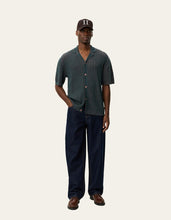 Laden Sie das Bild in den Galerie-Viewer, Les Deux - Evan Knitted Shirt - Regular fit - Sea moss green Hemden Les Deux
