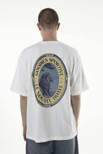 Laden Sie das Bild in den Galerie-Viewer, Goodies Sportive - Le Nouvel Hotel T-Shirt - Green T-Shirts Goodies Sportive
