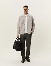 Laden Sie das Bild in den Galerie-Viewer, Les Deux - Milano Knit Overshirt - Light Sand Sweatshirts Les Deux
