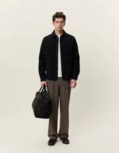 Laden Sie das Bild in den Galerie-Viewer, Les Deux - Bouclé Overshirt - Black Sweatshirts Les Deux
