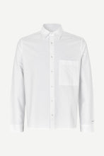Laden Sie das Bild in den Galerie-Viewer, Samsøe Samsøe - SARYAN O SHIRT - white
