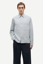 Laden Sie das Bild in den Galerie-Viewer, Samsøe Samsøe - SARYAN O SHIRT - Stormy Sea St.
