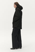 Laden Sie das Bild in den Galerie-Viewer, Welter Shelter - Parka Long Marinero - Black Jacken Welter Shelter

