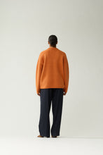 Laden Sie das Bild in den Galerie-Viewer, New Amsterdam - TIDE KNIT - BURNED ORANGE
