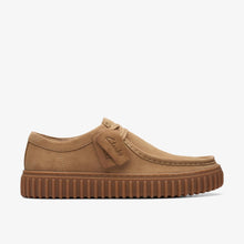 Laden Sie das Bild in den Galerie-Viewer, Clarks - Torhill Lo - Dunkles Sand-Wildleder Schuhe Clarks
