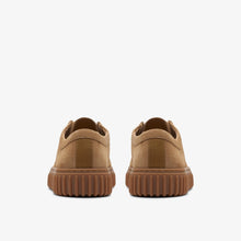 Laden Sie das Bild in den Galerie-Viewer, Clarks - Torhill Lo - Dunkles Sand-Wildleder Schuhe Clarks
