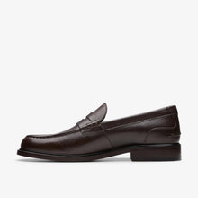 Laden Sie das Bild in den Galerie-Viewer, Clarks - Craft James Lo - Dunkelbraunes Leder Schuhe Clarks
