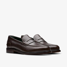 Laden Sie das Bild in den Galerie-Viewer, Clarks - Craft James Lo - Dunkelbraunes Leder Schuhe Clarks
