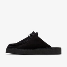 Laden Sie das Bild in den Galerie-Viewer, Clarks - Desert Nomad Mule - Schwarzes Wildleder Schuhe Clarks
