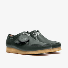 Laden Sie das Bild in den Galerie-Viewer, Clarks - Wallabee RB - Dunkelgrünes Lede Schuhe Clarks
