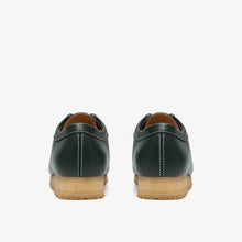 Laden Sie das Bild in den Galerie-Viewer, Clarks - Wallabee RB - Dunkelgrünes Lede Schuhe Clarks
