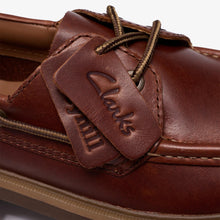 Laden Sie das Bild in den Galerie-Viewer, Clarks - Wallabee - Cleyhill Boat Braunes Leder
