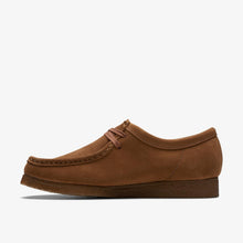 Laden Sie das Bild in den Galerie-Viewer, Clarks - Wallabee - Cola
