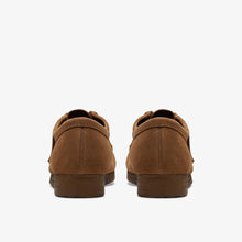 Laden Sie das Bild in den Galerie-Viewer, Clarks - Wallabee - Cola
