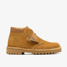 Laden Sie das Bild in den Galerie-Viewer, Clarks - DSRT 2456 Rock - Hellbraunes Wildleder Schuhe Clarks
