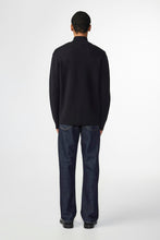 Laden Sie das Bild in den Galerie-Viewer, NN07 - Harald Wollmischung Pullover - Schwarz Sweatshirts NN07
