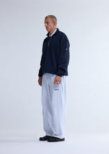 Laden Sie das Bild in den Galerie-Viewer, New Amsterdam - PLATE HALF-ZIP NIGHT Sweatshirts New Amsterdam
