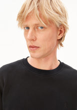 Laden Sie das Bild in den Galerie-Viewer, Armedangels - Baaro Fleece Sweatshirt - Black
