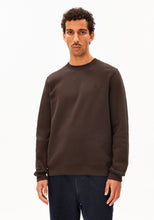 Laden Sie das Bild in den Galerie-Viewer, Armedangels - Baaro Fleece Sweatshirt - Claystone
