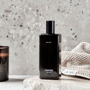 Meraki - Zimmerspray Dark Wood - 100ml Geschenkartikel Meraki