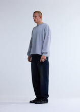 Laden Sie das Bild in den Galerie-Viewer, New Amsterdam - PLATE SWEAT WASHED GREY Sweatshirts New Amsterdam
