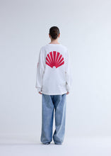 Laden Sie das Bild in den Galerie-Viewer, New Amsterdam - LOGO LONGSLEEVE WASHED WHITE/DEEP RED Longsleeves New Amsterdam
