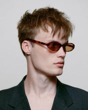 Laden Sie das Bild in den Galerie-Viewer, A. Kjærbede - Macy Sunglasses - Havana Accessoires A. Kjærbede
