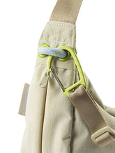 Laden Sie das Bild in den Galerie-Viewer, Aevor - Bike Sling Bag - Off-White Accessoires Aevor
