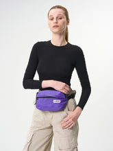 Laden Sie das Bild in den Galerie-Viewer, Aevor - Hip Bag Ease - Ripstop Purple Accessoires Aevor
